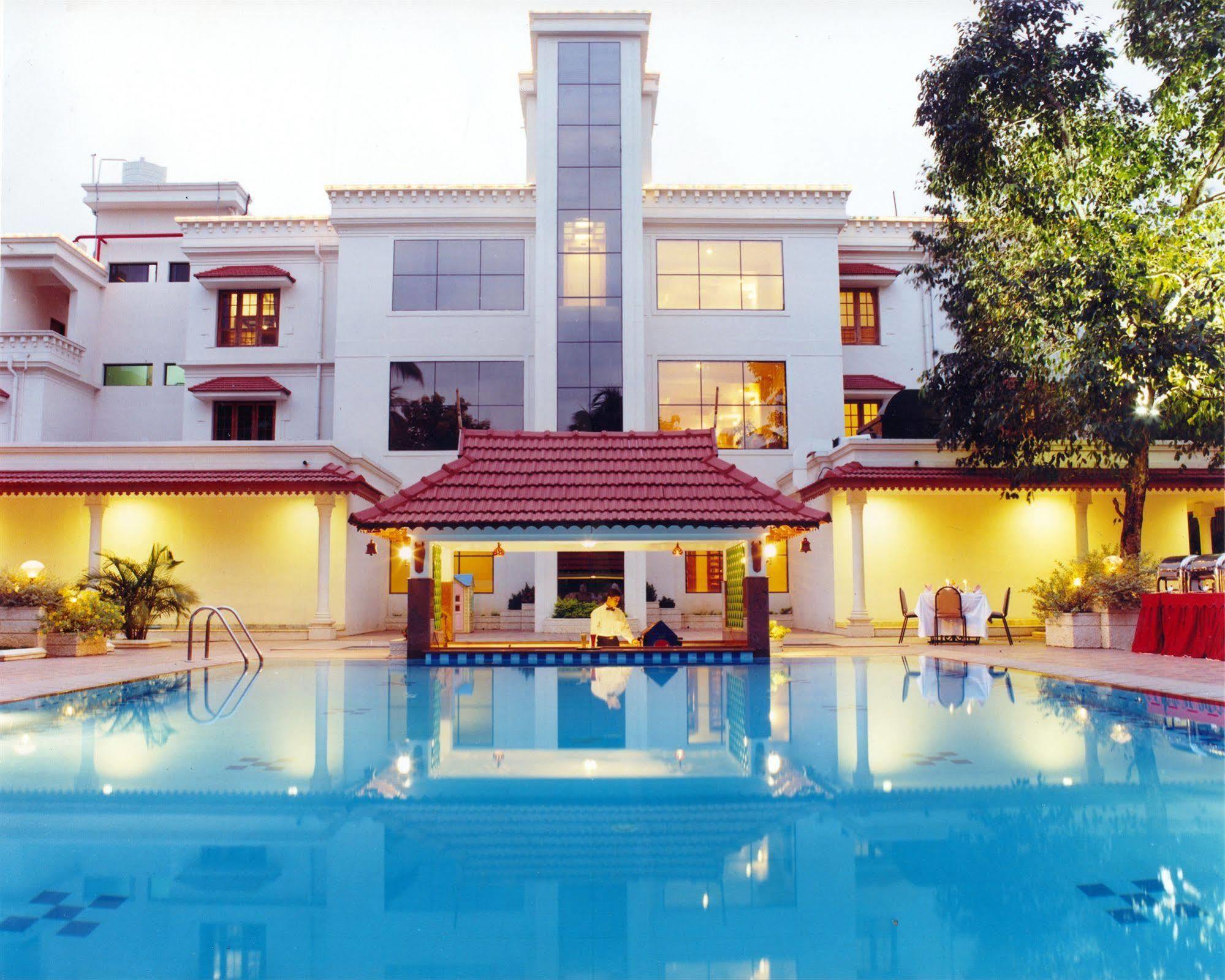 Quality Airport Hotels Nedumbassery Dış mekan fotoğraf