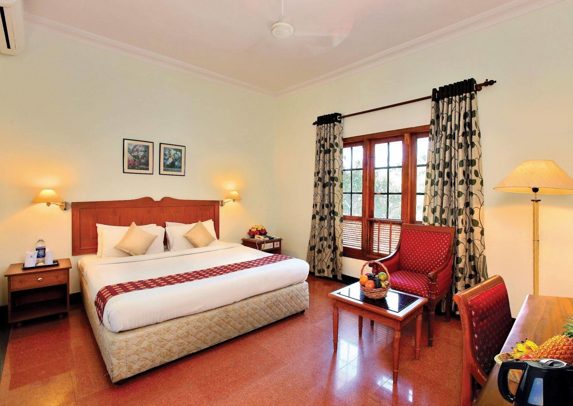Quality Airport Hotels Nedumbassery Dış mekan fotoğraf