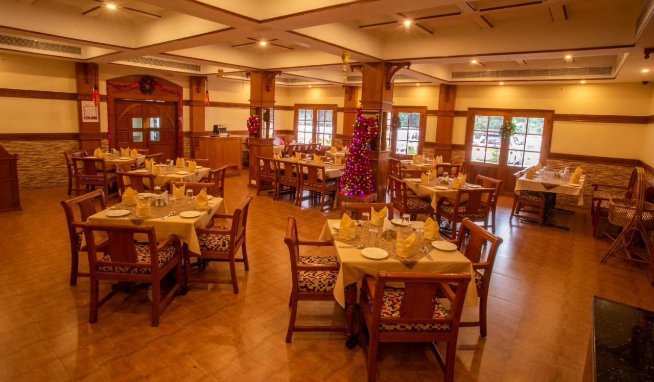 Quality Airport Hotels Nedumbassery Dış mekan fotoğraf