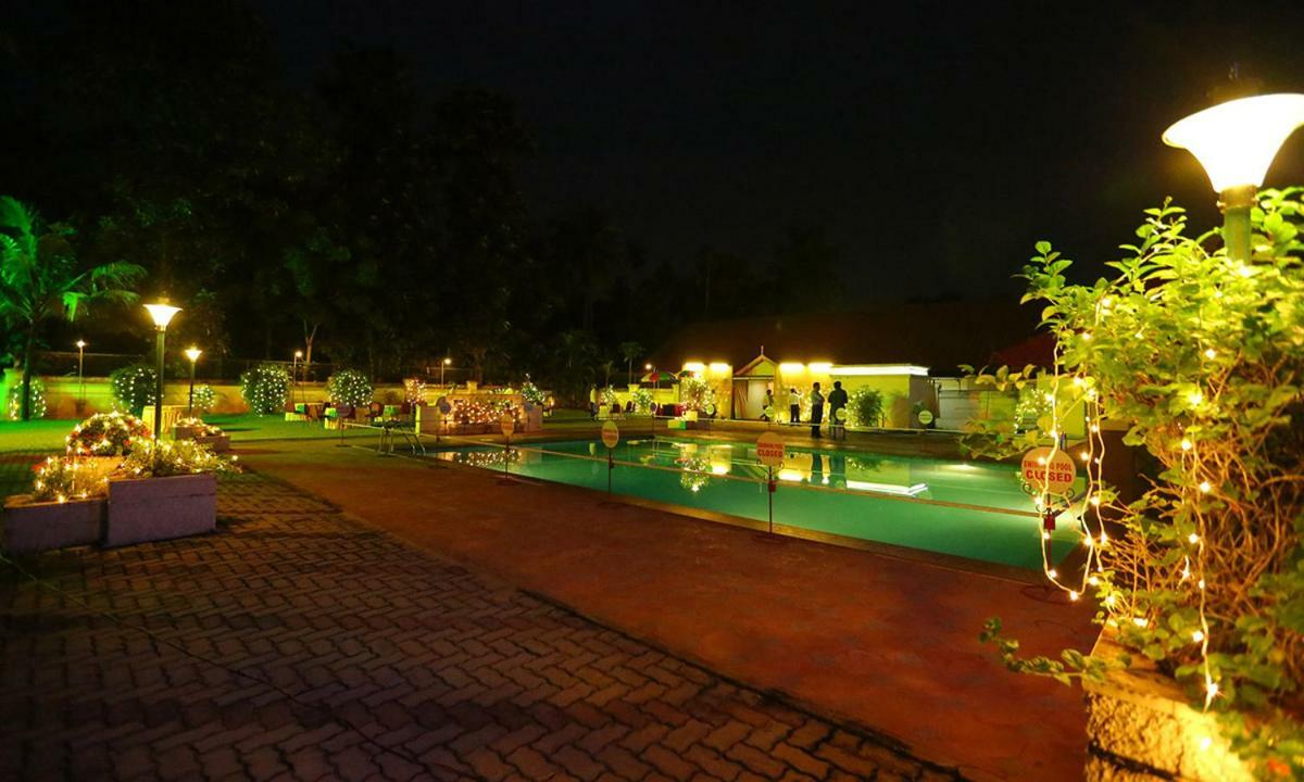 Quality Airport Hotels Nedumbassery Dış mekan fotoğraf